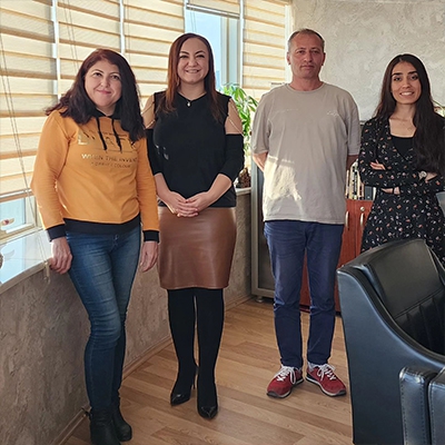 Adana İş Ortağımız Çoğul Danışmanlık Kurucusu Ali Çoğul ve Pazarlama Müdürü Gülsüm hanım nlksoft u ziyaret etti.